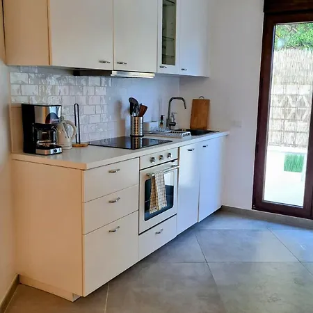 Happy Travel La Maestranza 5a Apartment